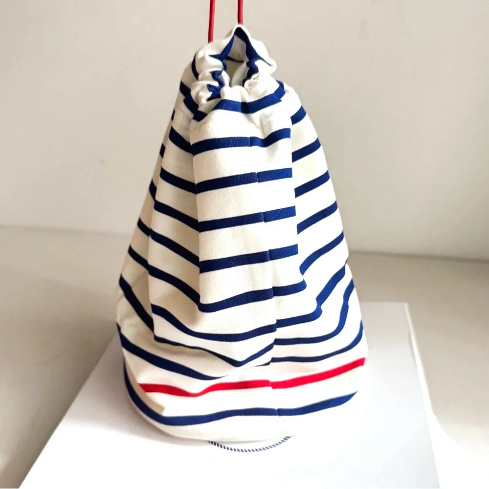 Auth CHANEL L'AIR MARIN DRAWSTRING Pouch bag Novelty - Picture 5 of 11